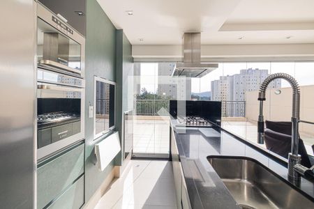 Apartamento para alugar com 159m², 3 quartos e 2 vagas Apartamento para alugar com 159m², 3 quartos e 2 vagasCozinha