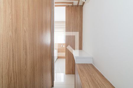 Apartamento para alugar com 159m², 3 quartos e 2 vagas Apartamento para alugar com 159m², 3 quartos e 2 vagasSuíte