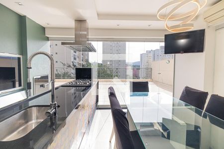 Apartamento para alugar com 159m², 3 quartos e 2 vagas Apartamento para alugar com 159m², 3 quartos e 2 vagasCozinha