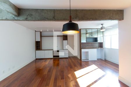 Sala de apartamento para alugar com 2 quartos, 85m² em Vila Olímpia, São Paulo