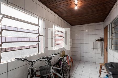 Casa à venda com 198m², 2 quartos e 1 vaga Casa à venda com 198m², 2 quartos e 1 vagaÁrea de Serviço