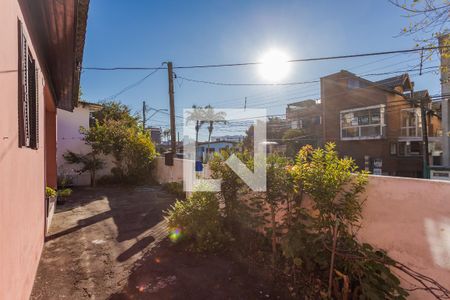 Casa à venda com 198m², 2 quartos e 1 vaga Casa à venda com 198m², 2 quartos e 1 vagaPátio