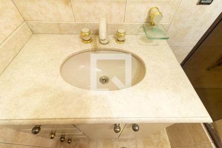 Apartamento para alugar com 105m², 3 quartos e 1 vaga Apartamento para alugar com 105m², 3 quartos e 1 vagaBanheiro da Suíte