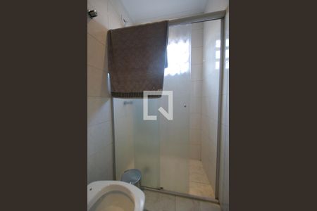 Casa à venda com 210m², 3 quartos e 2 vagas Casa à venda com 210m², 3 quartos e 2 vagasBanheiro