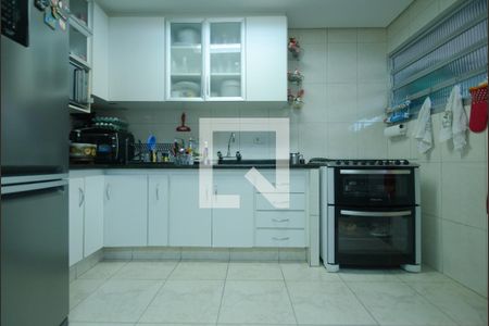 Casa à venda com 210m², 3 quartos e 2 vagas Casa à venda com 210m², 3 quartos e 2 vagasCozinha