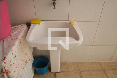 Casa à venda com 210m², 3 quartos e 2 vagas Casa à venda com 210m², 3 quartos e 2 vagasÁrea de Serviço/Quintal