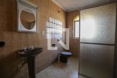 Casa para alugar com 100m², 3 quartos e 2 vagas Casa para alugar com 100m², 3 quartos e 2 vagasBanheiro 2