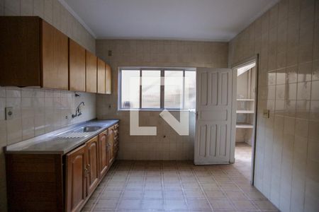 Casa para alugar com 100m², 3 quartos e 2 vagas Casa para alugar com 100m², 3 quartos e 2 vagasCozinha