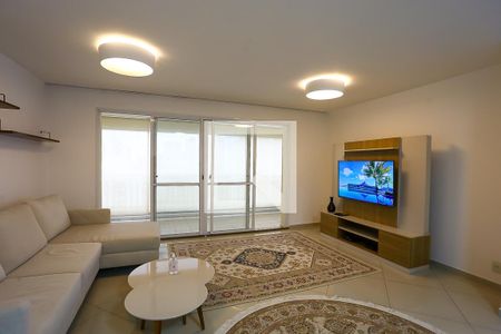 Sala de apartamento para alugar com 4 quartos, 145m² em Lar São Paulo, São Paulo