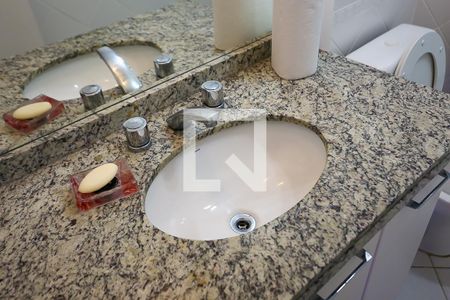 Apartamento para alugar com 145m², 4 quartos e 3 vagas Apartamento para alugar com 145m², 4 quartos e 3 vagasBanheiro