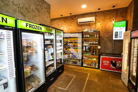 Apartamento para alugar com 145m², 4 quartos e 3 vagas Apartamento para alugar com 145m², 4 quartos e 3 vagasMercado