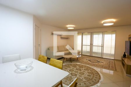 Sala de apartamento para alugar com 4 quartos, 145m² em Lar São Paulo, São Paulo