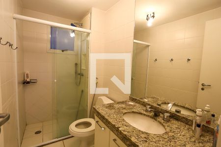 Apartamento para alugar com 145m², 4 quartos e 3 vagas Apartamento para alugar com 145m², 4 quartos e 3 vagasBanheiro da Suíte 2