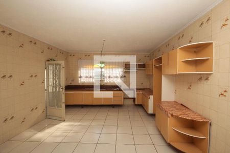 Casa à venda com 300m², 3 quartos e 2 vagascozinha