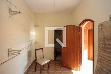 Casa à venda com 300m², 3 quartos e 2 vagasBanheiro de Serviço