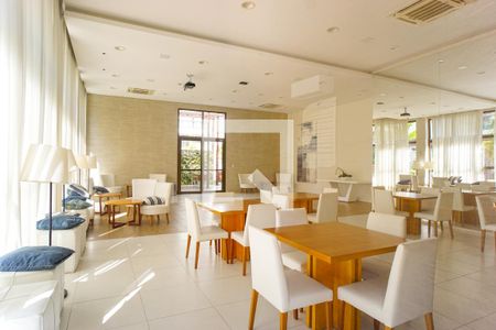 Apartamento à venda com 81m², 3 quartos e 1 vagaÁrea comum - Salão de festas