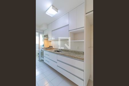 Apartamento para alugar com 65m², 2 quartos e 1 vagaCozinha
