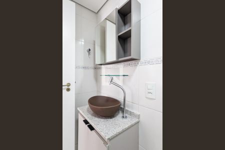 Apartamento para alugar com 80m², 3 quartos e 1 vaga Apartamento para alugar com 80m², 3 quartos e 1 vagaBanheiro