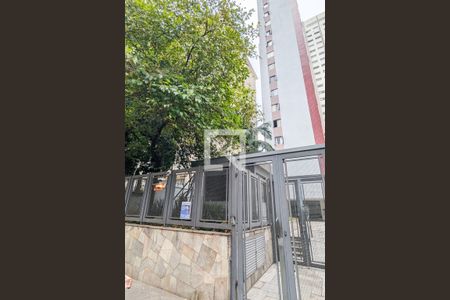 Apartamento para alugar com 80m², 3 quartos e 1 vaga Apartamento para alugar com 80m², 3 quartos e 1 vagaFachada