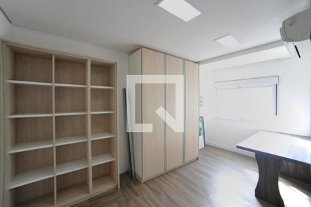 Suíte 1 de casa para alugar com 2 quartos, 120m² em Chácara Santo Antônio (zona Leste), São Paulo