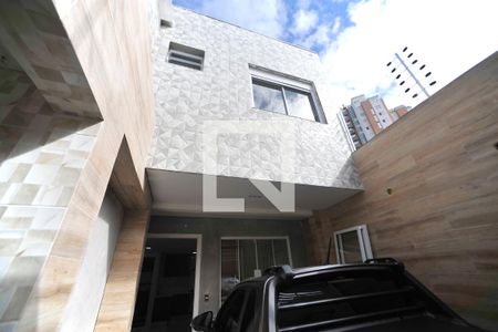 Fachada interna de casa para alugar com 2 quartos, 120m² em Chácara Santo Antônio (zona Leste), São Paulo
