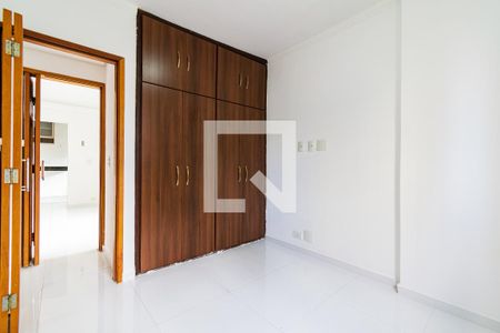 Quarto 1 de apartamento para alugar com 2 quartos, 50m² em Parque Imperial, São Paulo