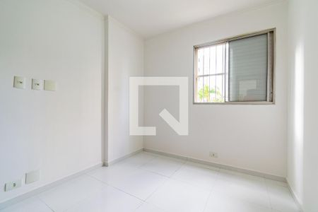 Quarto 1 de apartamento para alugar com 2 quartos, 50m² em Parque Imperial, São Paulo