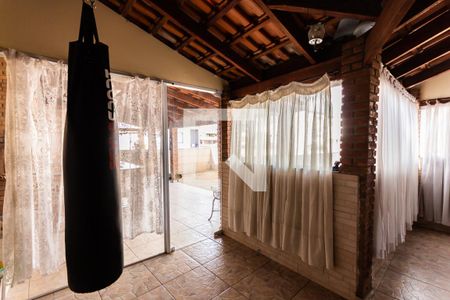 Apartamento à venda com 180m², 3 quartos e 2 vagasÁrea de Serviço