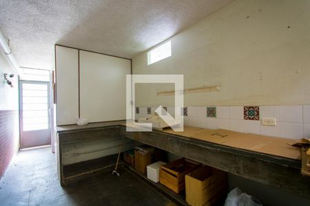 Casa à venda com 330m², 3 quartos e 6 vagasÁrea de serviço