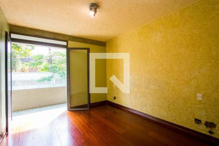 Casa à venda com 330m², 3 quartos e 6 vagasQuarto 1 - Suíte