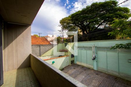 Casa à venda com 330m², 3 quartos e 6 vagasVaranda do quarto 1