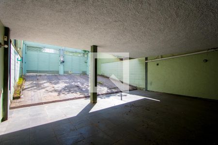 Casa à venda com 330m², 3 quartos e 6 vagasGaragem