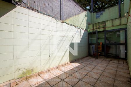 Casa à venda com 330m², 3 quartos e 6 vagasDetalhe da garagem