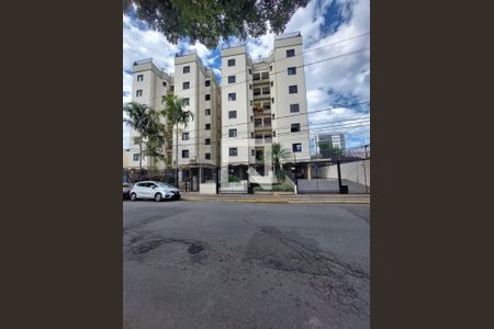 Apartamento à venda com 96m², 3 quartos e 1 vaga Apartamento à venda com 96m², 3 quartos e 1 vagaFachada