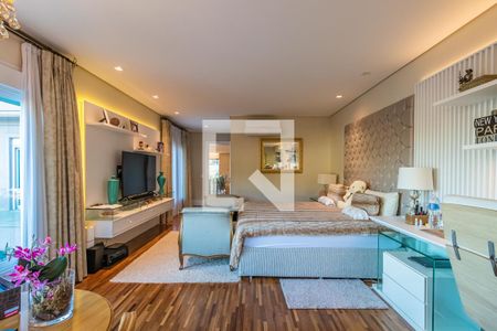 Casa de condomínio à venda com 740m², 5 quartos e 3 vagas Casa de condomínio à venda com 740m², 5 quartos e 3 vagasSuíte 3