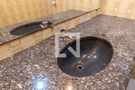 Apartamento para alugar com 83m², 3 quartos e 1 vagaBanheiro
