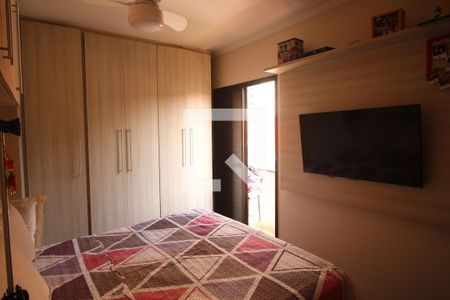 Suíte 1 de casa à venda com 3 quartos, 200m² em Conjunto Residencial Santa Terezinha, São Paulo