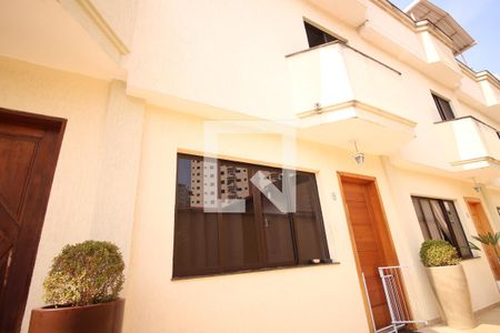 Casa à venda com 200m², 3 quartos e 4 vagasFachada