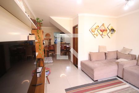 Casa à venda com 200m², 3 quartos e 4 vagasSala