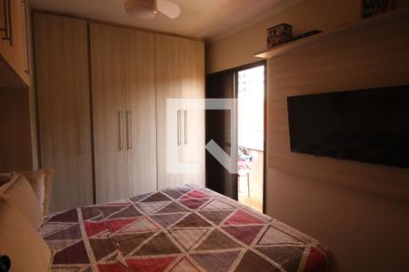 Suíte 1 de casa à venda com 3 quartos, 200m² em Conjunto Residencial Santa Terezinha, São Paulo