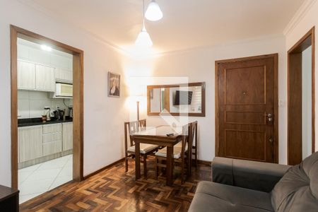 Sala de apartamento à venda com 2 quartos, 70m² em São Sebastião, Porto Alegre