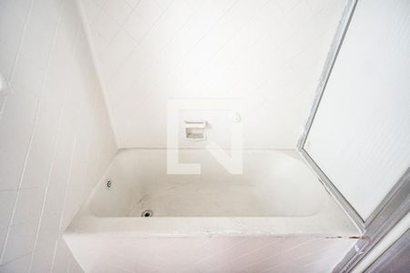 Casa à venda com 200m², 3 quartos e 2 vagasBanheira