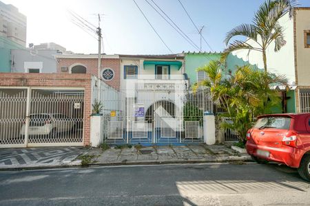 Casa à venda com 200m², 3 quartos e 2 vagasFachada