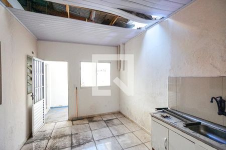 Casa à venda com 200m², 3 quartos e 2 vagasQuarto de serviço