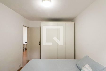 Quarto de apartamento à venda com 2 quartos, 74m² em Jardim Ester, São Paulo