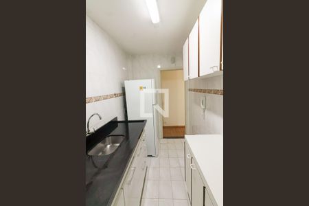 Apartamento à venda com 74m², 2 quartos e 1 vagaCozinha