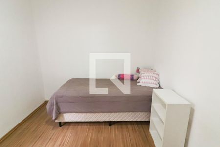 Apartamento à venda com 74m², 2 quartos e 1 vagaQuarto 2