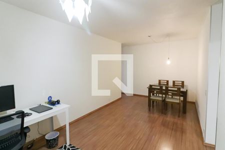 Sala de apartamento à venda com 2 quartos, 74m² em Jardim Ester, São Paulo