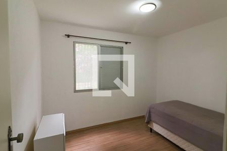 Apartamento à venda com 74m², 2 quartos e 1 vagaQuarto 2