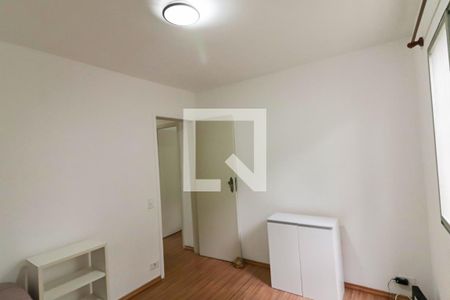 Apartamento à venda com 74m², 2 quartos e 1 vagaQuarto 2